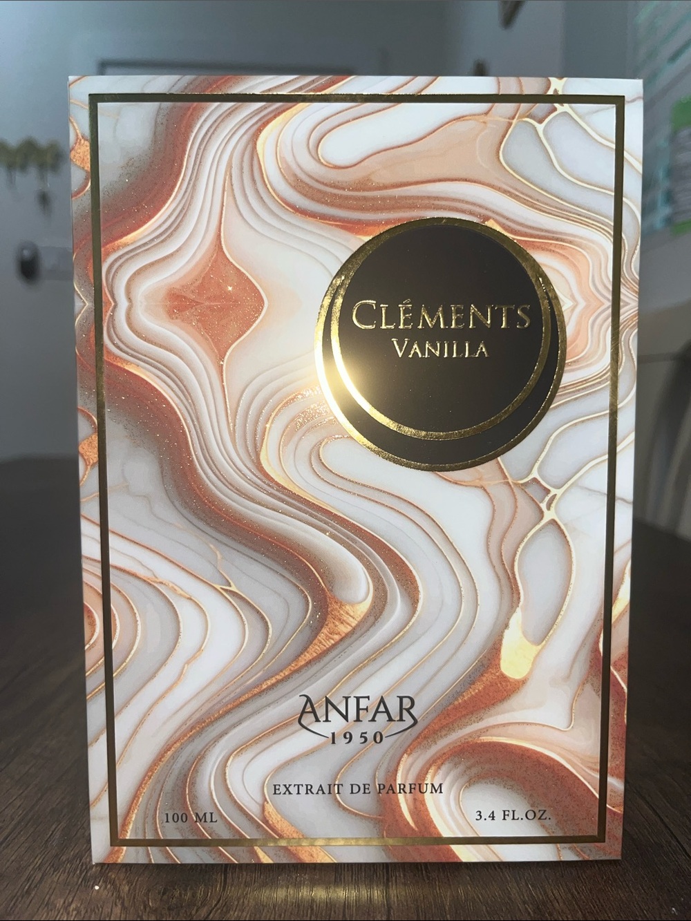 Cléments Vanilla Women's Extrait de Parfum — White & Rose Gold